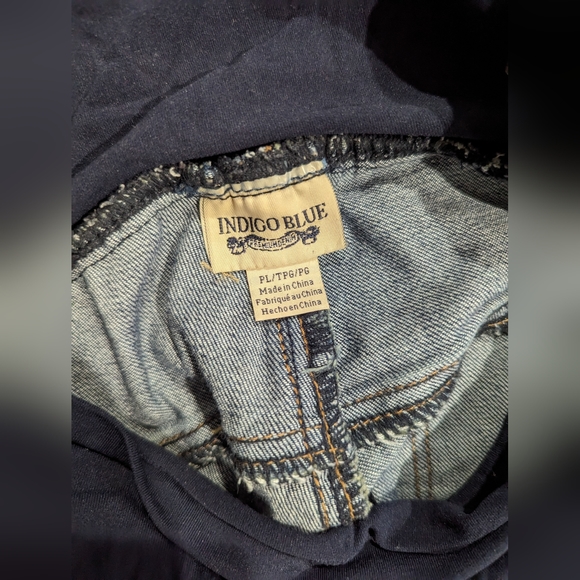 Maternity Jeans - Picture 3 of 3